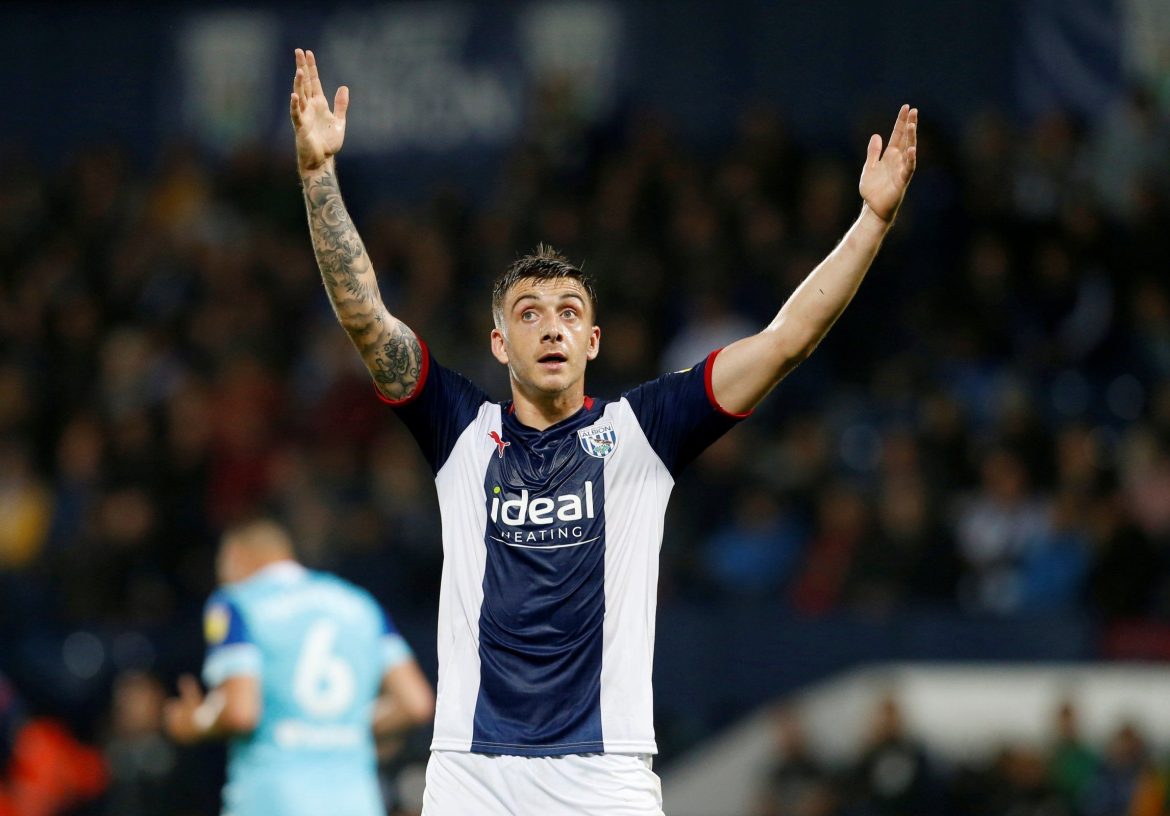 Derby eyeing up Jordan Hugill signing